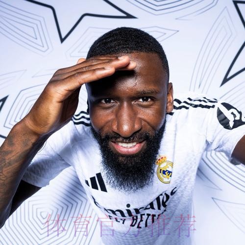 西媒：吕迪格愤怒未能首发&赛前训练火气十足